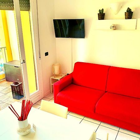 Gardalakeapartment A Sirmione Eksteriør bilde