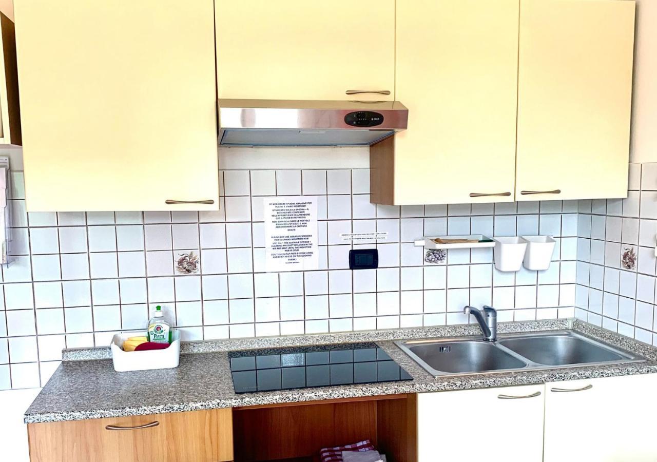 Gardalakeapartment A Sirmione Eksteriør bilde