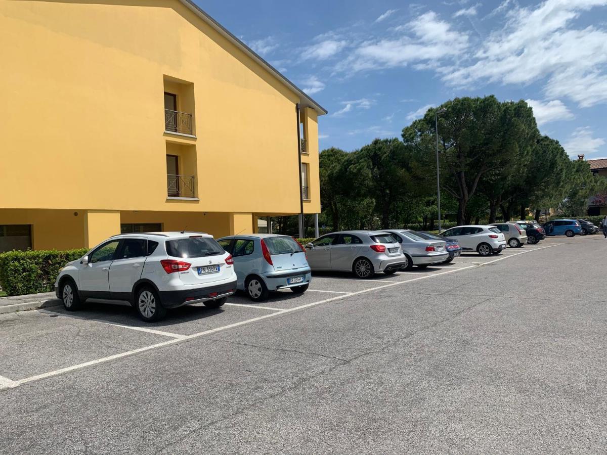 Gardalakeapartment A Sirmione Eksteriør bilde
